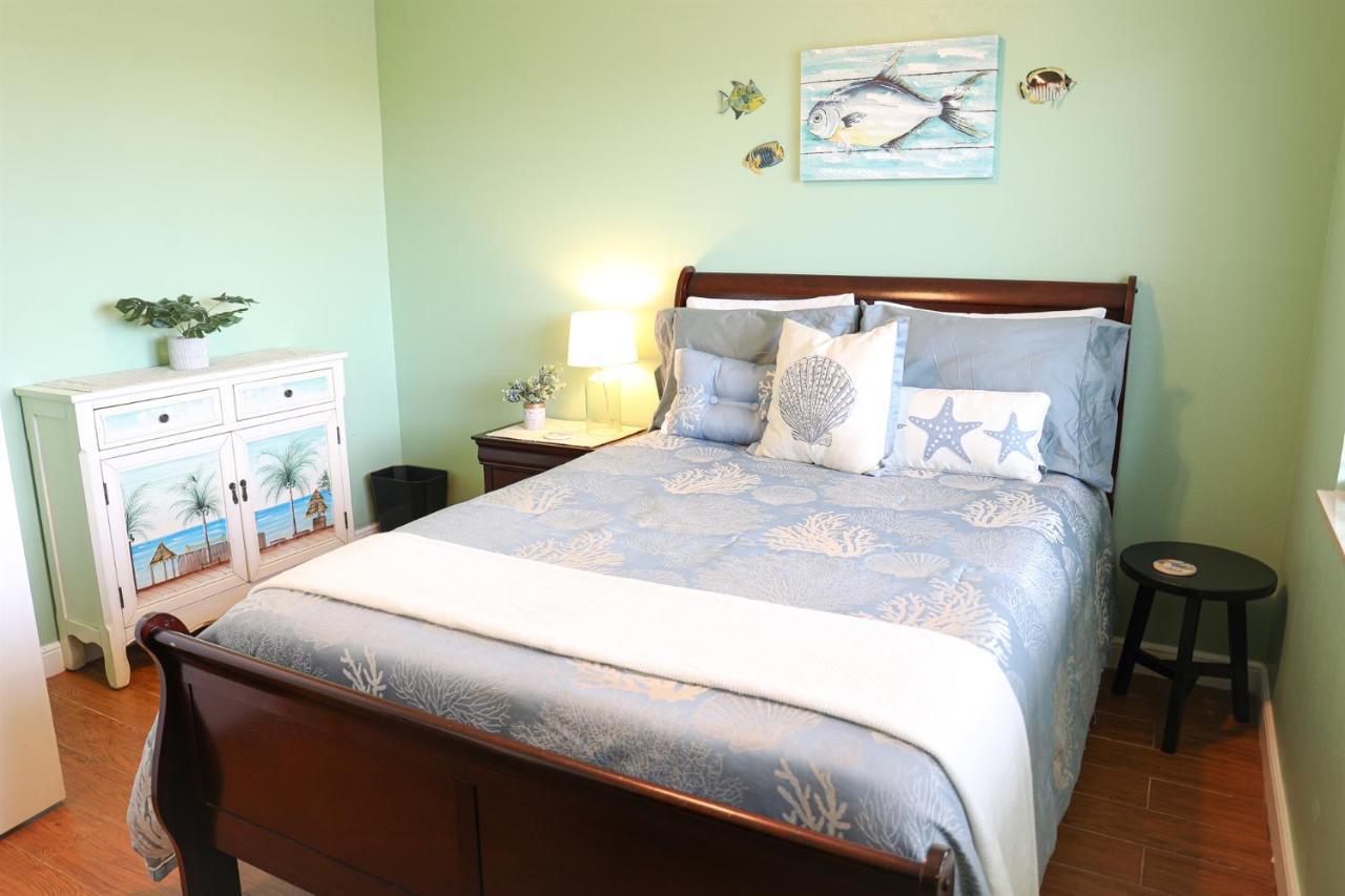 סיינט פיטרסברג Dolphin Bay In Boca Ciega Resort - 2Br, Pool, Bay View מראה חיצוני תמונה